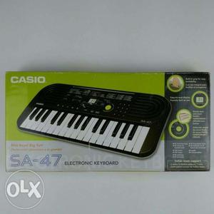 Black Casio SA-47 Electronic Keyboard Box