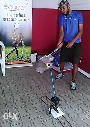 Home tennis practise rebound machine for forehand