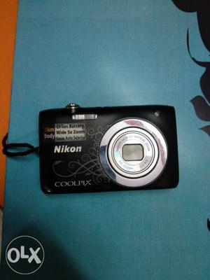 Nikon coolpix s digital camera with 4gb