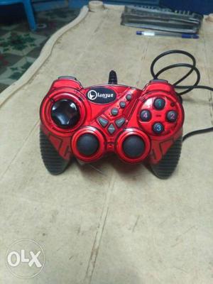 Pc joystick for sale (NEW USED ONLY 2 WEEK)