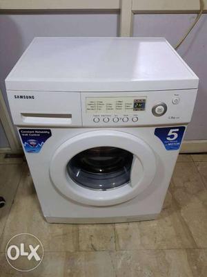 Samsung 5.5 kg front koad fully automatic washing with