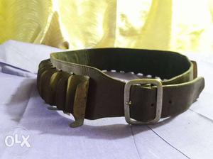 Gray Frame-style Buckle Black Leather Belt