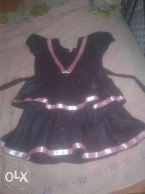 Black And Pink V-neck Dress And Mini Skirt