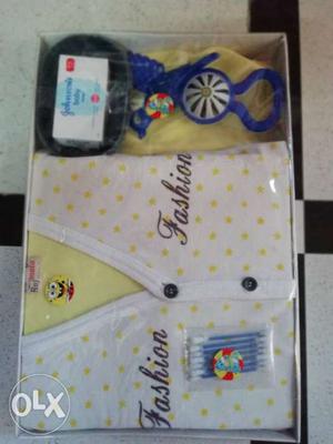 Gifts set for born babies with all kinds of