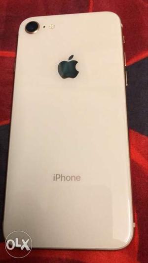 IPhone 8 for sale just 3 days old box bill and