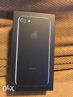 Iphone 7 jet black 128 gb bill box available