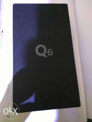Lg q6 duall sim 64gb 4g 5 month old along with