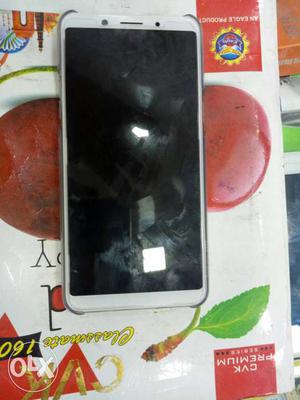 Oppo F5-4GB,32GB camera phone 20 MP front camera.warranty 8