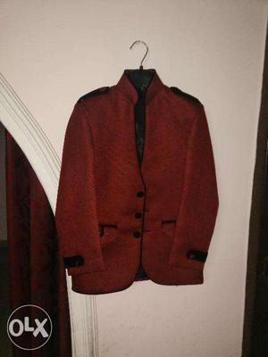 Red coat for kid (5-7 yrs)