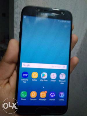 Samsung j7 pro brand new condition with all