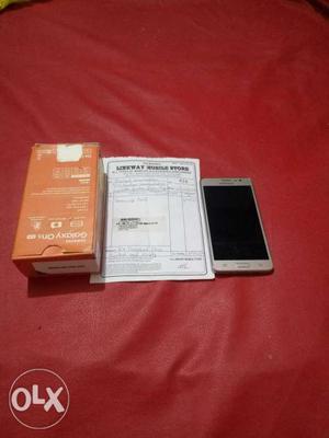 Samsung on 5 good condition charger in bill box