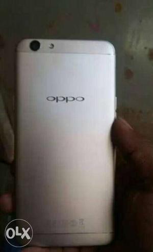 Want to sell my oppo f1s in mint condition not