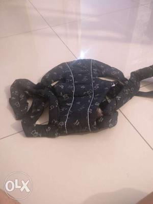 Baby carrier- brand new... Not used atall