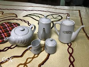 Ceramic tea pot set