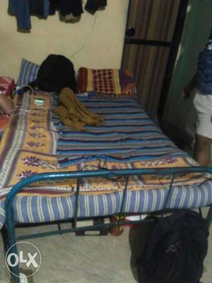 Iron bed for sell... hurry up !!!