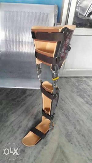 Knee ankle foot orthosis for polio and paralysis.