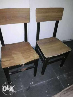 Wooden chair four number for sale in good