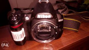 Nikon D Digital camera without lense and Baterry