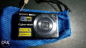 Sony 7.2 mega pixel very good working condition