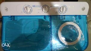 White And Teal Twin-tub Washing Machine