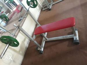 3 gym banch inkline dic line or flat banch new