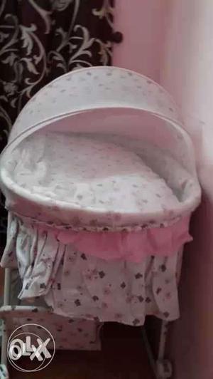 Baby swing