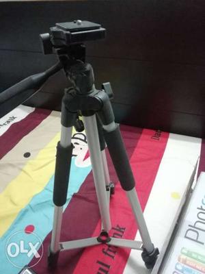 Black And Gray Tripod with great quality