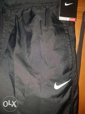 Black And White Nike Bottoms