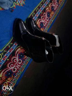 Black leather heels size 38