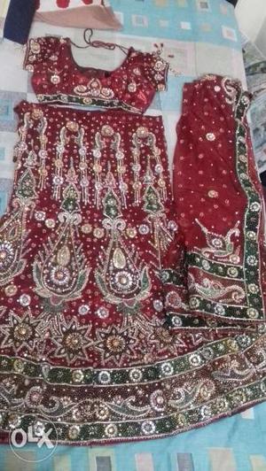 Bridal lehanga perfectly in new condition(worn
