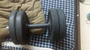 Dumbells of 4kg pair...total 8 kg tire pure rubber