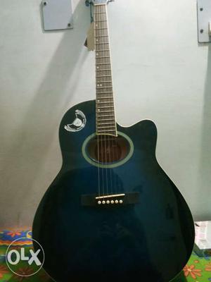 Guiter for sale. Brand GBA, 6 wire acostic guiter