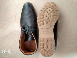 Pair Of Black Leather Shoe of size 10