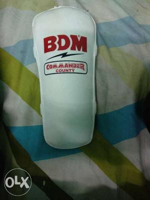 White And Red BDM Knee Pad