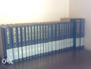 World book 22 volumes plus two volumes of