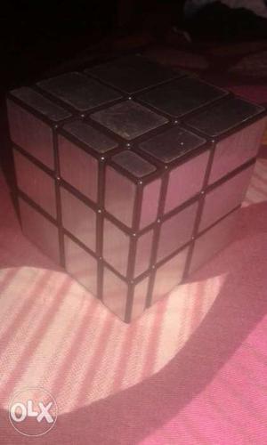 Silver 3×3 rubics cube