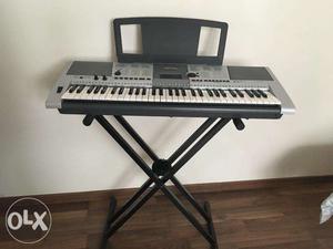 Yamaha Keyboard