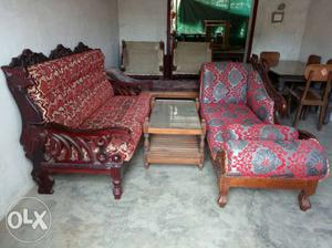 All secondhand furnitures available here in cheap