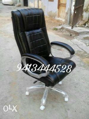 Black And White Leather Rolling Chair