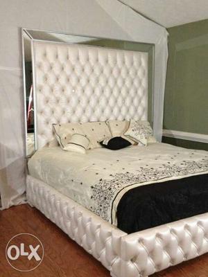 Black Mattress With Tufted White Leather Bed works new feet