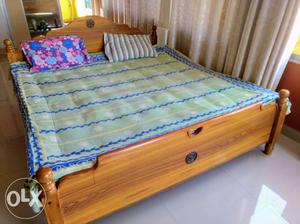 King size cot with ilavam paju bed