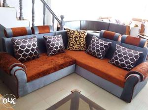 Best condition new Sofa L shape 6 seated.