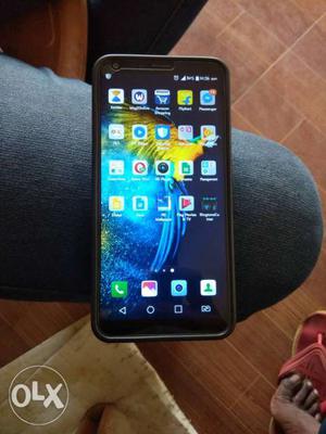 One month old LG q6 for sale. Gud condition no