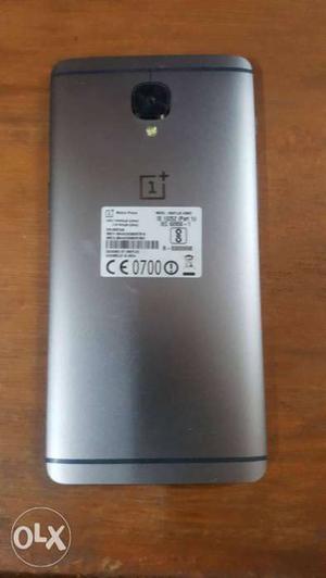 OnePlus 3T 6GB, 64GB dual SIM, 10 months old for