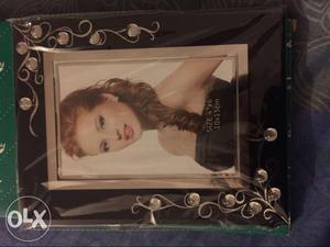 Photo frame new one unopend