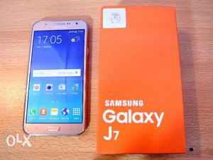 Samsung Galaxy J7 mobile With charger & earphone