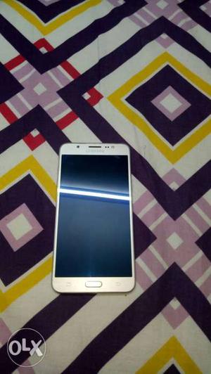 Samsung Galaxy j7 -6, Phone with good condition.