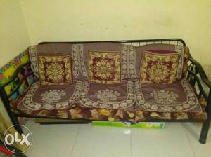 Steel sofa set with chair in good condition
