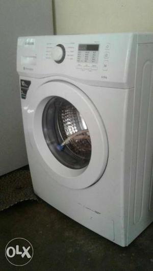 1Year old new Samsung Washing machine 8kg
