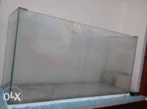 3Feet Fish tank available for sale